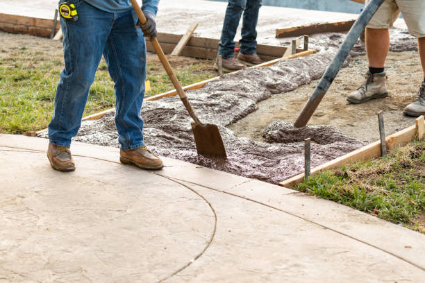 Best Concrete sidewalk installation  in USA